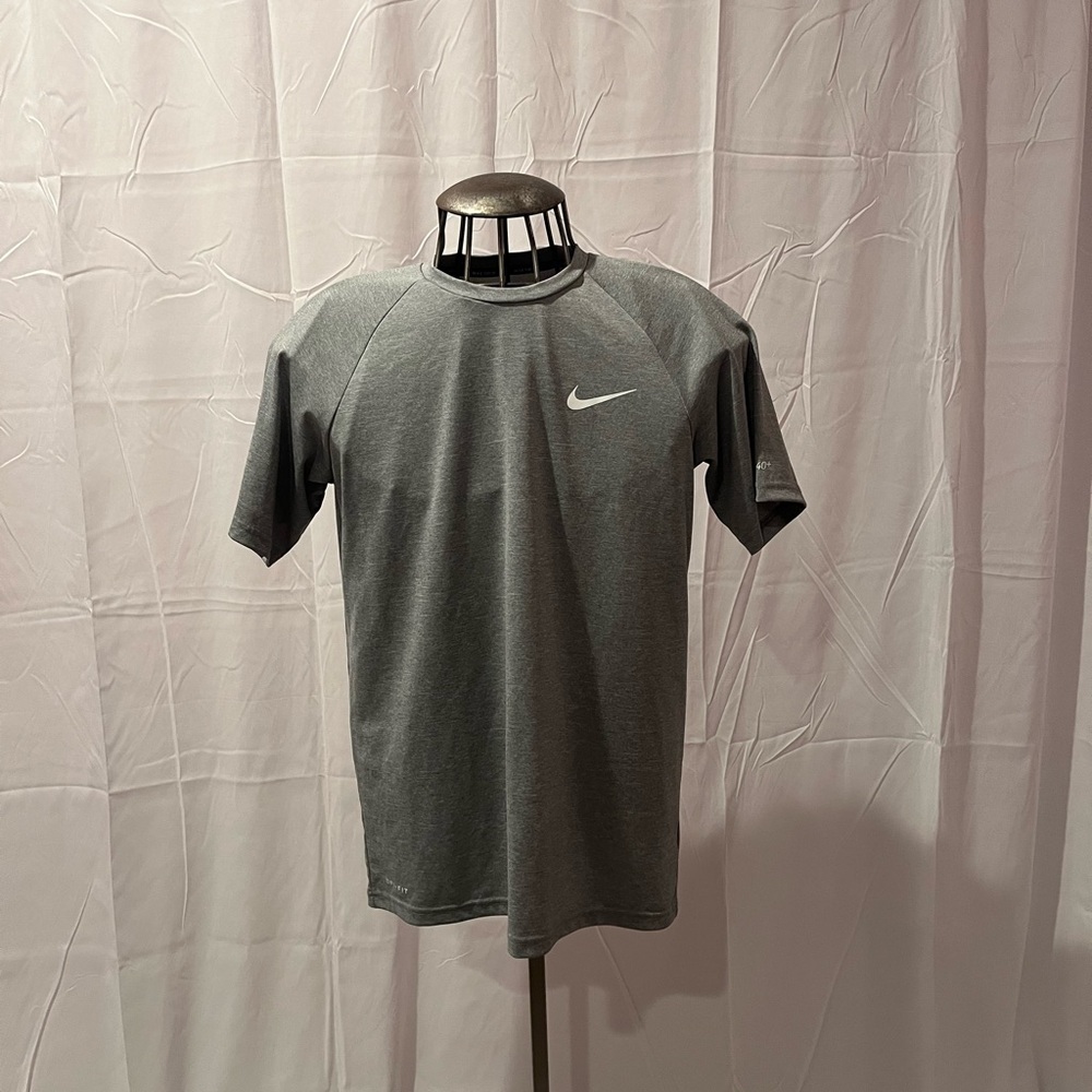 Nike T-shirt